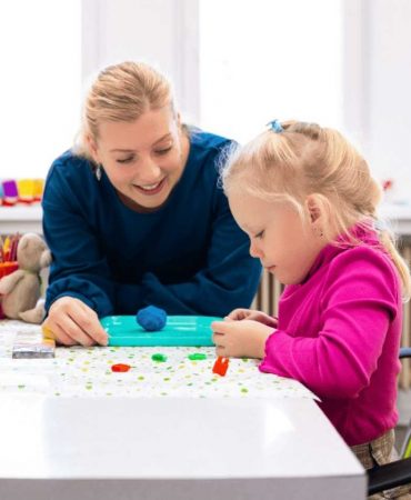Child receiving pediatric occupational therapy in Metairie